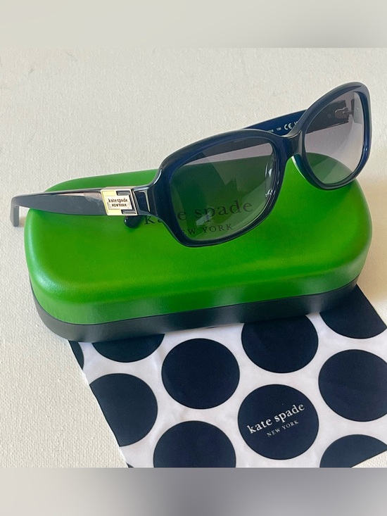 Kate Spade New York Accessories - NIB KATE SPADE NEW YORK ANNIKA/S/US NAVY GRADIENT TINTED LENS GLD HDW SUNGLASSES